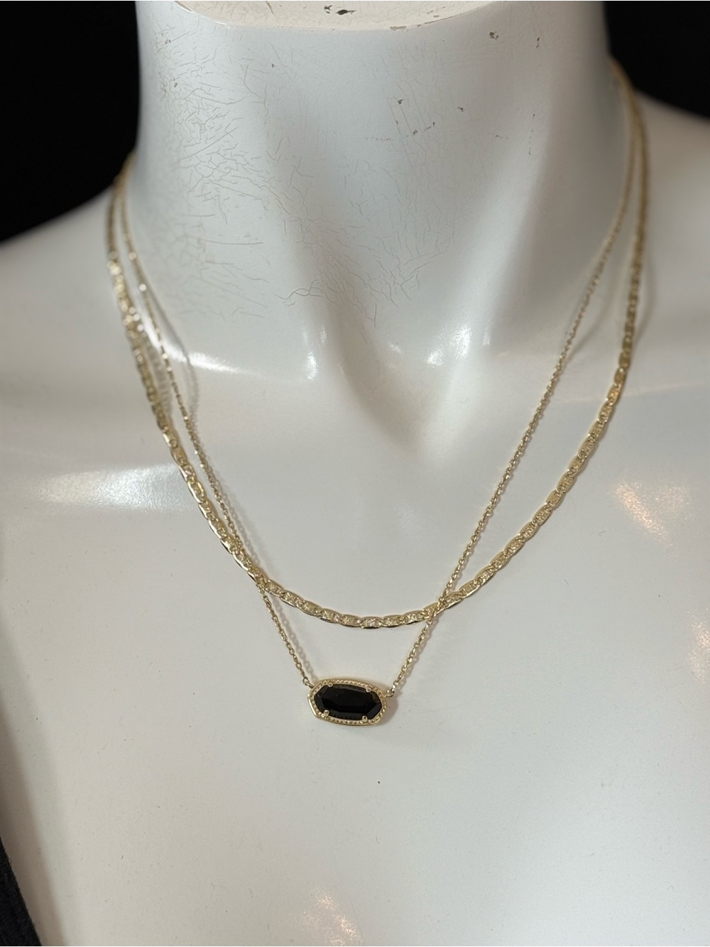 Kendra Scott Elisa multistrand necklace
Black glass pendant - Picture 3 of 8